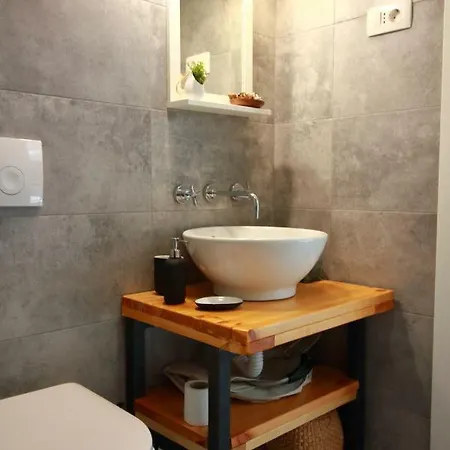 Tramontana - Cozy And Charming Close To Sea דירה